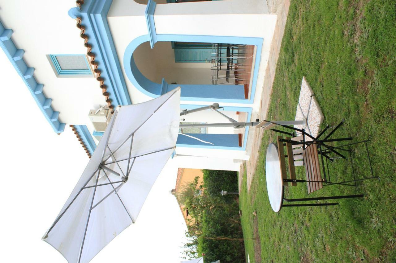 Li Piri Bed and Breakfast San Teodoro  Buitenkant foto